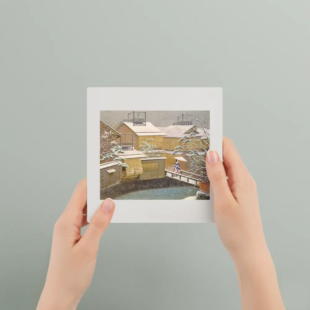 2-with_hands Houses on a Street of Kyoto:The Snow in Spsing in Gion